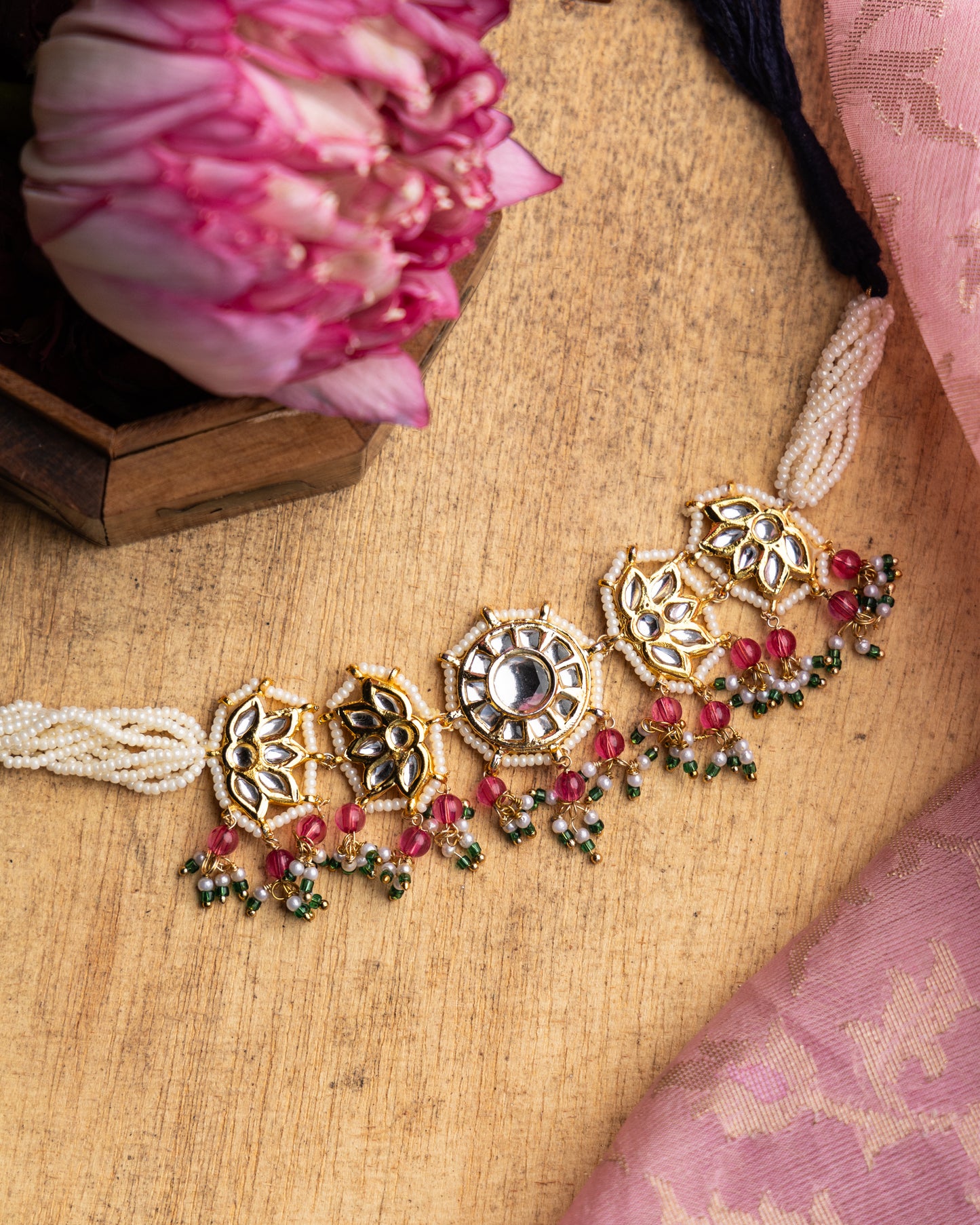 Pankhuri Choker