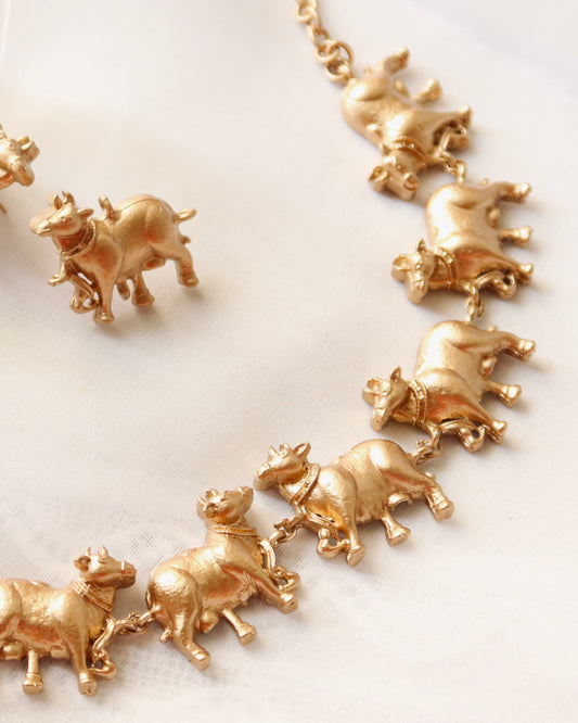 Nandi Choker Set