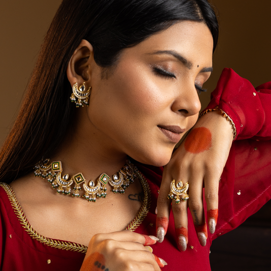 Chandrabindu Choker